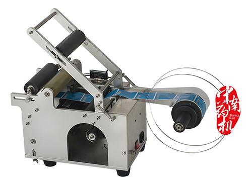 BTB-1半自動貼標(biāo)機(jī)